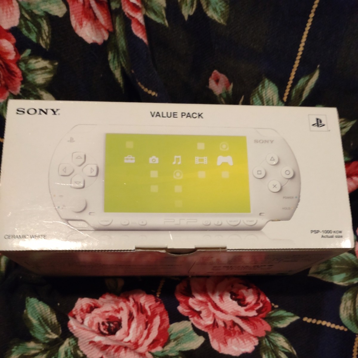 SIE PSP バリューパック セラミック・ホワイト PSP-1000KCW