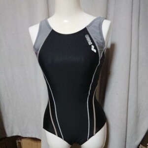 M1284◆arena 競泳水着◆シンプルなブラック×グレー系ワンピース水着◆7S