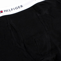 【新品】TOMMY HILFIGER トミーヒルフィガー メンズ ボクサーパンツ 3枚セット 下着 ネームロゴ USサイズ / Sサイズ 09TE001 004_画像3
