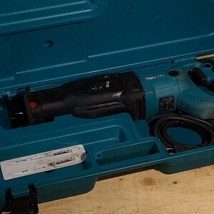 動作良好！ 中古品 マキタ makita 100V レシプロソー JR3070CT ケース付 セーバーソー セーバソー