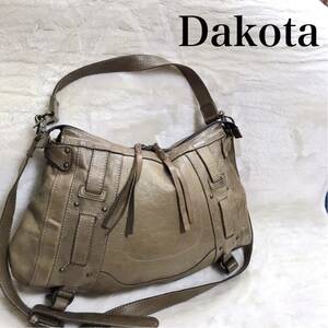 美品 Dakota 2way ショルダーバッグ ハンドバッグ カーキー レザー 大容量 ダコタ 多機能