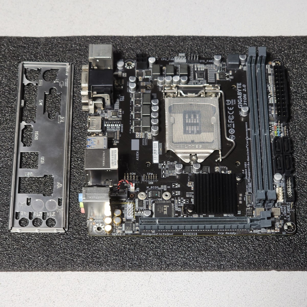 ASRock ZM ITX/ac IOパネル付属 LGA Mini ITXマザーボード 第8