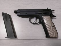 KSC SYSTEM7 AT84 Cz75 SNUB HEAD HW GBBR スナブヘッド 木製グリップ リミテッドエディション 箱付き_画像1