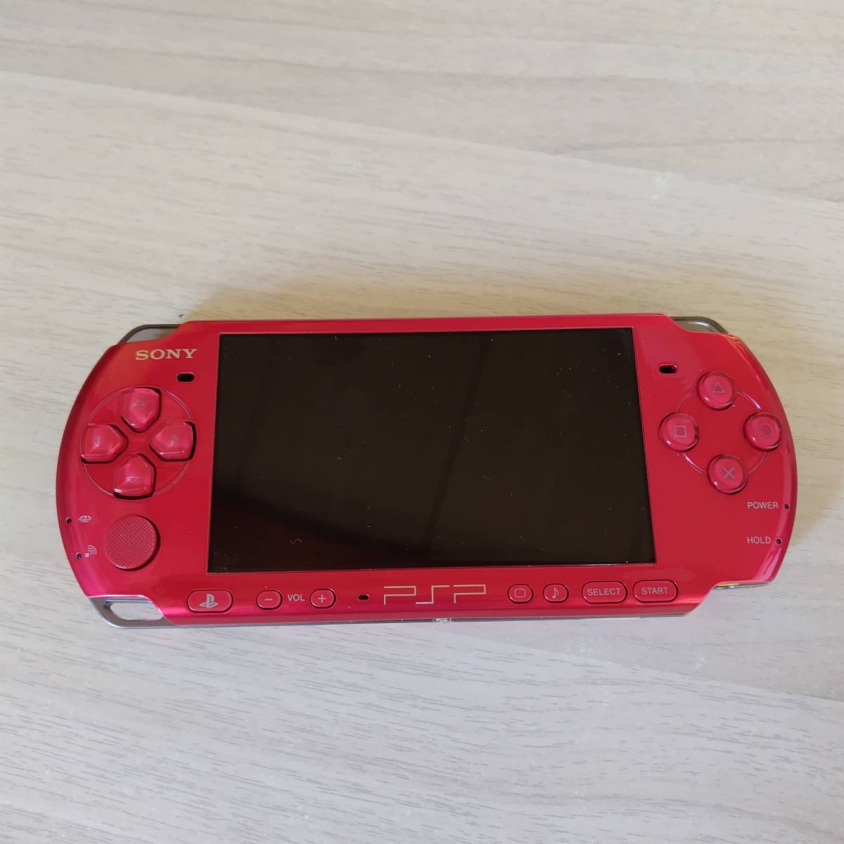 258【美品】PSP3000 ラディアントレッド 本体 PSP-3000RR - 携帯用