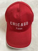 美品　CHICAGO PIZZA　シカゴ ピザ　メッシュキャップ　野球帽　レッド　刺繍ロゴ　大人用　フリーサイズ　アメカジ　古着_画像2