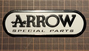 送料無料　アロウ　ARROW　バイク　マフラー　ステッカー　アルミ　モノクロ　白黒