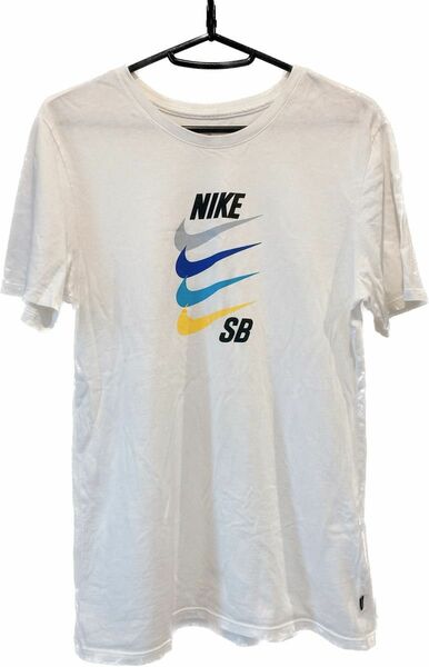 ナイキ NIKE Tシャツ