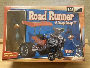 MPC Road Runner and the Beep Beep T ロードランナー　プラモデル　フィギュア付