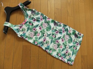 ★美品*ザラ　ZARA BERSHKA ベルシュカ*花柄*ロング　チュニック　トップス　タンクトップ*S