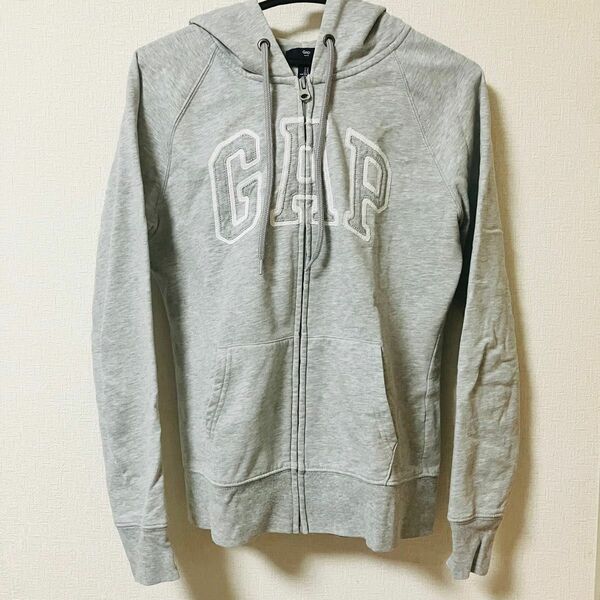 GAP gap グレー SWEAT パーカー