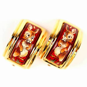 [A856] beautiful goods HERMES Hermes the 7 treasures e my yu... rabbit earrings 