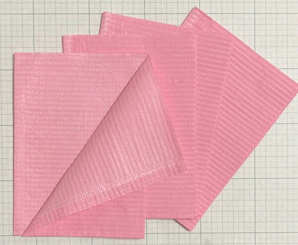 紙エプロン防水シート　10枚　ピンク　ネイルテーブルシート　紙エプロン　ネイルペーパー　ネイル防水シート　ネイル検定