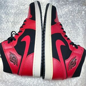 正規品 未使用 Nike Air Jordan 1 Mid Reverse Bred ナイキ エアジョーダン1 ミッド リバース ブレッド 27cm US9 黒タグ付 （554724-054）