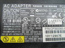 Fujitsu ACアダプター　SEE 100P2-19.0　19Vー4.22A　②_画像3