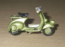 ★Vespa Piaggio Italia べスパ マグネット★新品★ライトカーキ★_画像3