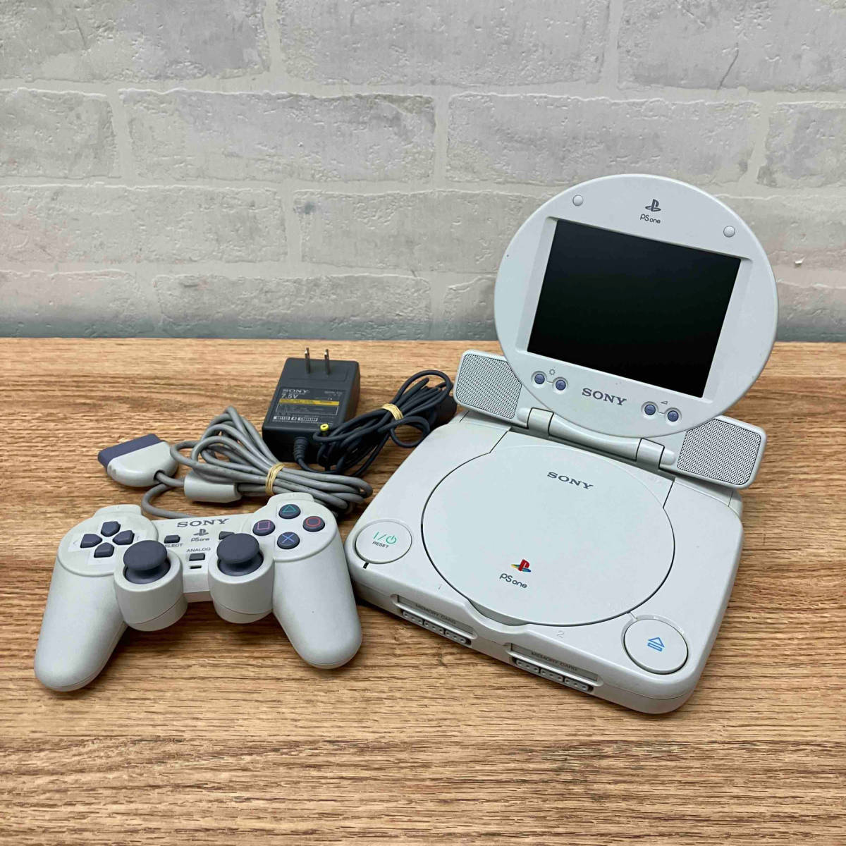 Yahoo!オークション -「psone モニター」の落札相場・落札価格