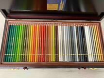 HOLBEIN ARTISTS’ COLORED PENCIL ホルベイン〈アーチスト〉色鉛筆 150色セット （木函入）_画像3