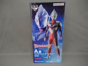 A. Ultraman Tiga самый жребий Ultraman Tiga * Dyna * Gaya - свет ... было использовано ...- Ultraman Tiga 