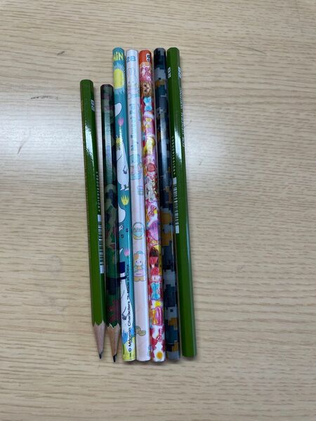 ２Ｂ鉛筆2本使用済み5本新品