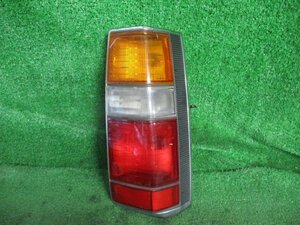 330560*T-VNY30/ Cedric [ Nissan оригинальный /33-07 403] правый задний фонарь * водительское сиденье сторона *