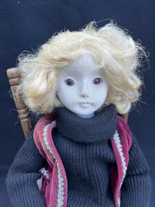 金髪の少年 人形 作家 少年 手作り 美少年 ロッキングチェア 創作人形 関節人形 