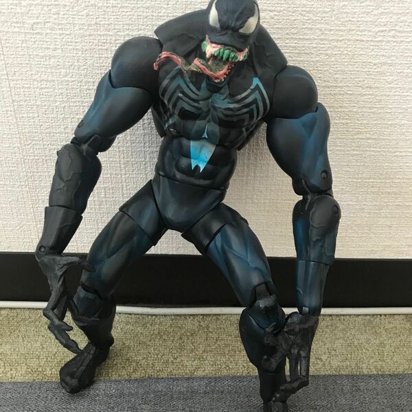 ヴェノム　フィギュア　スパイダーマン