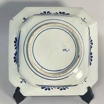 染付 隅切角皿 八角皿 26cm 山水図 手描き 線描き ベロ藍 時代物 盛り皿 大皿_画像6