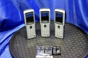 ●3台セット● KEYENCE/ ハンディターミナル ★BT-1010W/汎用未使用バッテリー付き★ 無線タイプ 46428Y