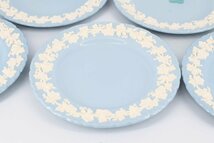 ウェッジウッド EMBOSSED QUEENSWARE ケーキ皿 6客 / WEDGWOOD QUEENSWARE プレート_画像1