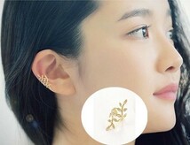 ★ 葉っぱ柄 リーフ イヤーカフ ★ 耳に挟む イヤリング ジュエリー クリップ ノンホールピアス 片耳用 アクセサリー 金 a12_画像1