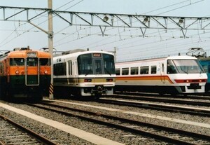 鉄道写真 特急 スーパーくろしお パノラマ & 165系電車 & 221系電車 L判（89mm×127mm）