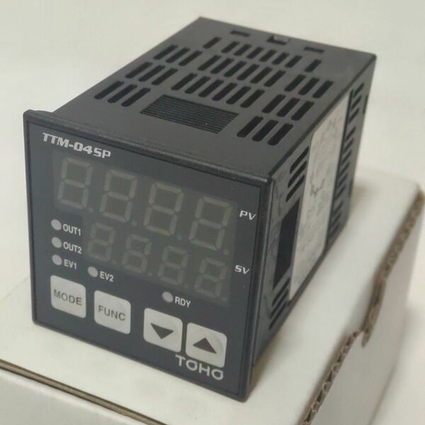 TOHO プラグイン型デジタル指示調節計 TTM-04SP-R-AB 2個
