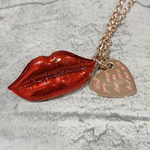 希少 美品 ヴィヴィアンウエストウッド バレンタイン限定 ネックレス リップ Vivienne westwood