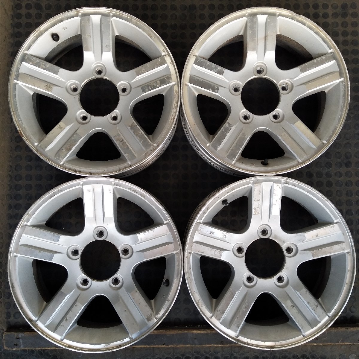 2023年最新】Yahoo!オークション -16x5.5jの中古品・新品・未使用品一覧