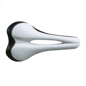 おまけ付き VELO製 アキコーポレーション RACER SADDLE D2ダブルデンシティー、ゲル入 白 SLVL-016 レターパック可