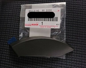 新品 未使用 トヨタ 純正 シエンタ NHP170G NSP170G NSP172G NCP175G 寒冷地仕様 左スライドドア ガーニッシュ