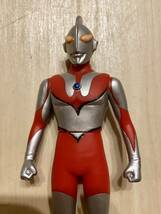 ニセウルトラマン ソフビ 中古美品 廃盤17センチ 2000 BANDAI ウルトラマン_画像4