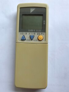 【電池付き】★中古★ダイキン(DAIKIN)　ARC418A3 　エアコン　エアコンリモコン　クーラー　クーラーリモコン