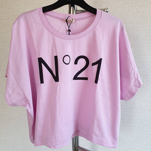 【新品・未使用】N°21 KIDS ロゴ クロップドTシャツ ライラック 12Y N21558N0153