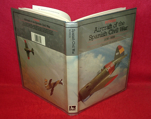★Aircraft of the Spanish Civil War [1936-1939]/スペイン内乱時の航空機(洋書-英語)/写真満載!★　(管-y-80)