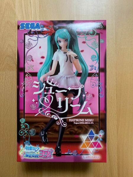 初音ミク　シュープリーム　フィギュア