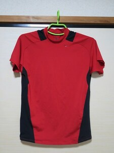 ★☆美品！NIKE タイトフィット・トレーニングシャツ☆★