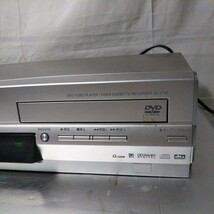 送料無料(EM2464)TOSHIBA　東芝　DVDビデオプレイヤー　SD-V700　_画像3