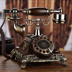 . manner retro telephone machine. stylish I der old type turntable telephone cable version 