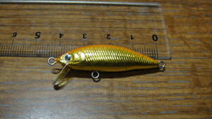 LC ラッキークラフト 　ベビーミノー45SP Bevy Minnow ④