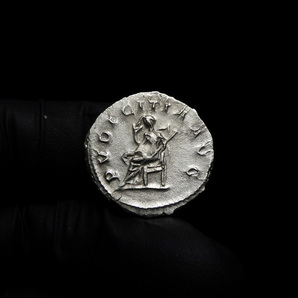 【古代ローマコイン】Herennia Etruscilla（ヘレニア エトルシラ）クリーニング済 シルバーコイン 銀貨 アントニニアヌス(3hPZZLxpW4)の画像5
