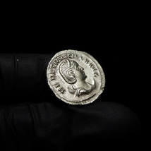 【古代ローマコイン】Herennia Etruscilla（ヘレニア エトルシラ）クリーニング済 シルバーコイン 銀貨 アントニニアヌス(3hPZZLxpW4)_画像4