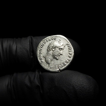 【古代ローマコイン】Antoninus Pius（アントニヌス・ピウス）クリーニング済 シルバーコイン 銀貨 デナリウス(hacsaC69Wc)_画像3