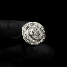 【古代ローマコイン】Caracalla（カラカラ）クリーニング済 シルバーコイン 銀貨 デナリウス(xZVxiSS76L)_画像4