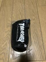 ★未使用　THRASHER スラッシャー　カラビナ付　ペットボトル カバー　ケース　ドリンクホルダー　黒/ホワイト_画像1